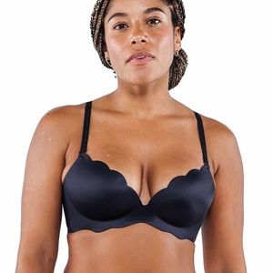 NEVER WORN- Understance Marshmallow Wireless Push-Up Bra- 32B